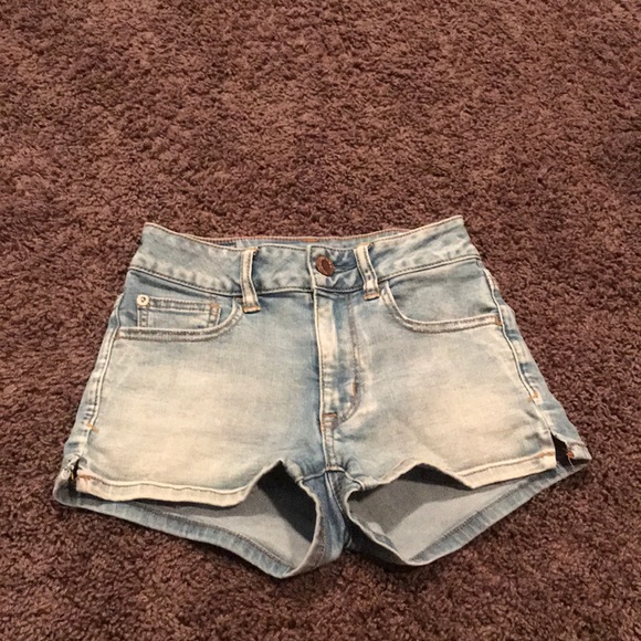 American Eagle Outfitters Pants - American eagle 🦅 size 00: High rise shortie